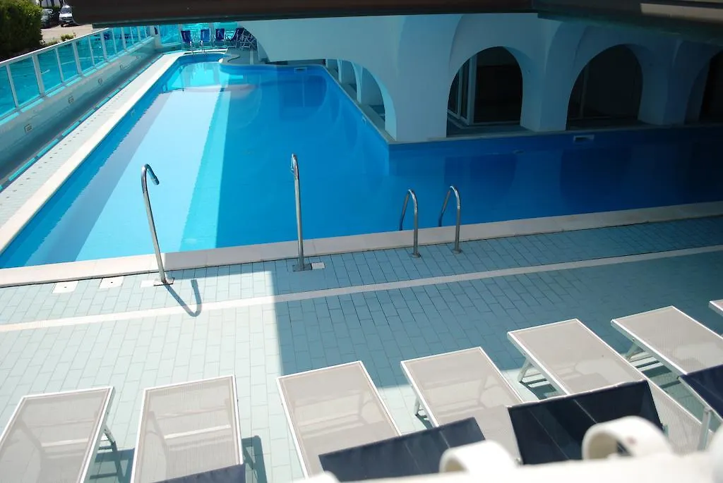 Hotel Dea Μιλάνο Μαριτίμα